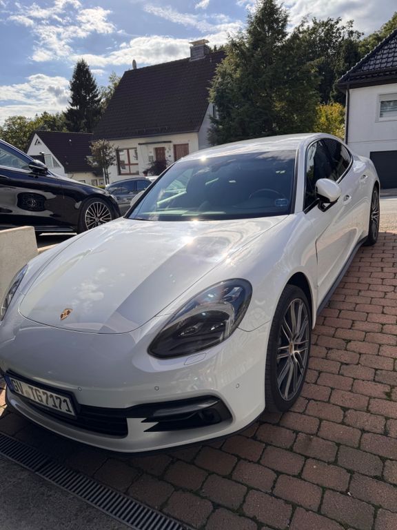 Bild des Angebotes Porsche Panamera 4S Diesel S