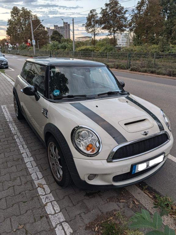 Bild des Angebotes MINI COOPER S (TÜV Neu, EZ 2009, Sitzheizung Leder)