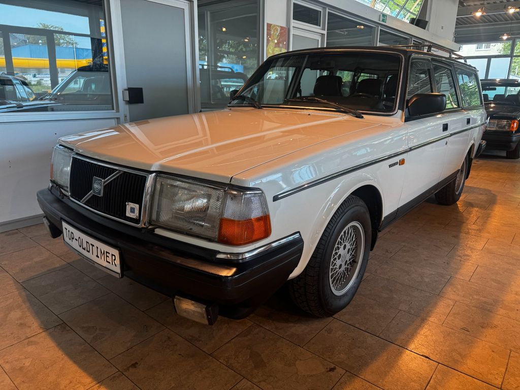 Bild des Angebotes Volvo 245 Kombi Klima 5-Gang 7-Sitze TOP-Traumzustand