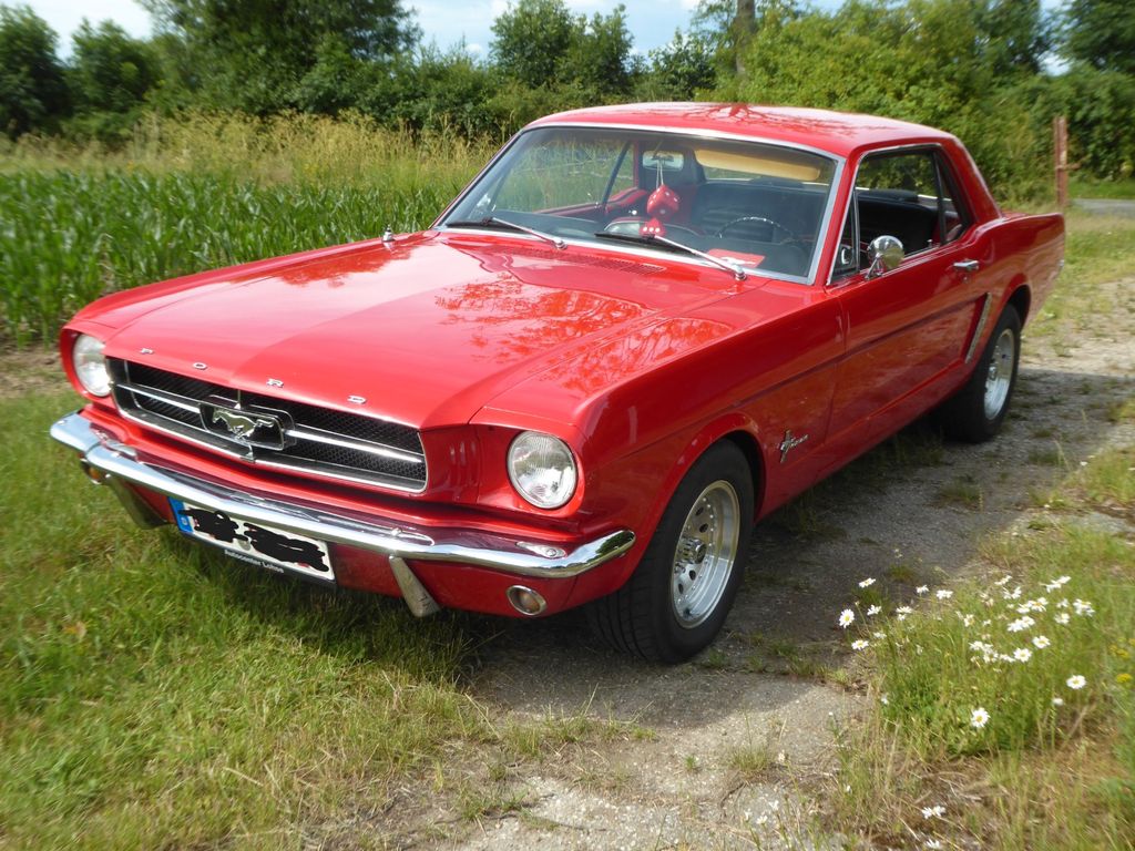Ford Mustang 6 Zylinder , Automatik.