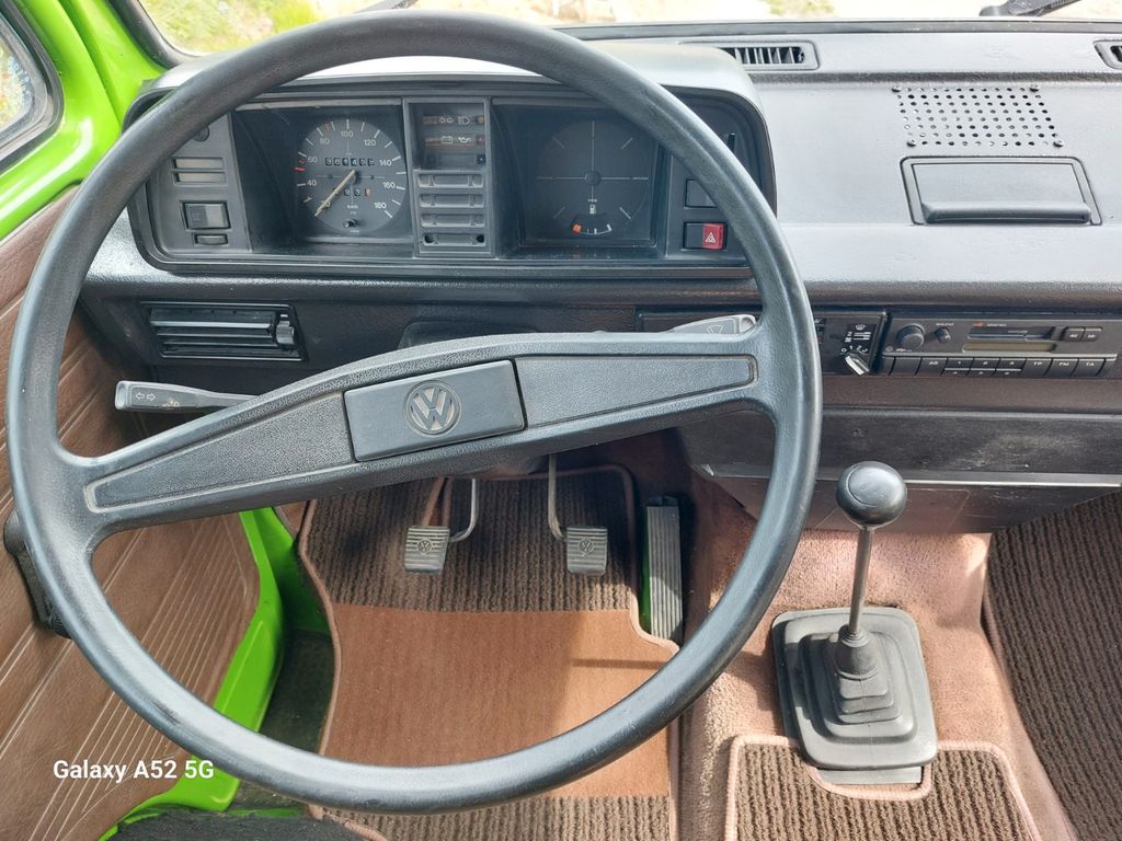 Bild des Angebotes Volkswagen  VW T3 2.0 CU Club Joker  Baujahr 1981  lufti H