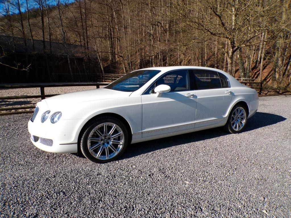 Bild des Angebotes Bentley Continental Flying Spur -
