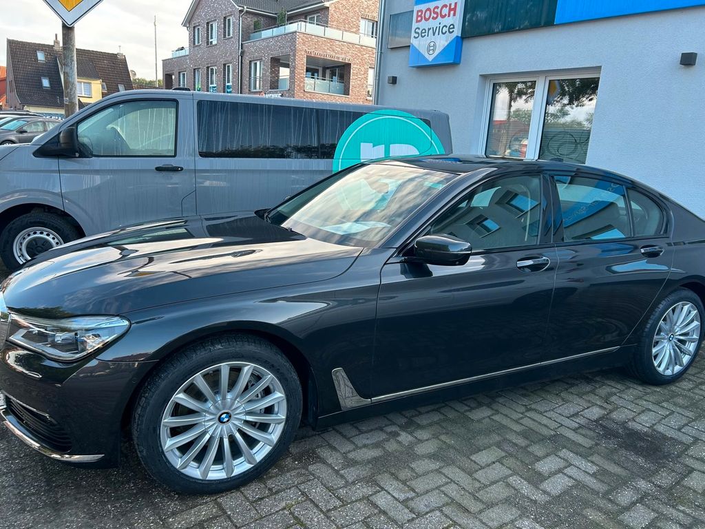 Bild des Angebotes BMW 740 i