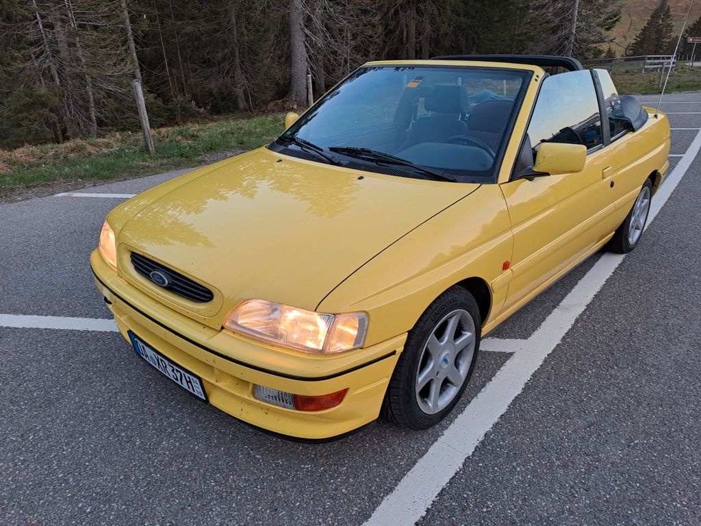 Bild des Angebotes Ford Escort 1.8 16V XR3i Michael Schumacher Edition