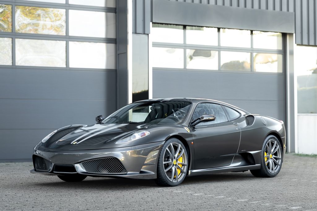 Bild des Angebotes Ferrari F430 SCUDERIA GRIGIO SILVERSTONE RACING STRIPES