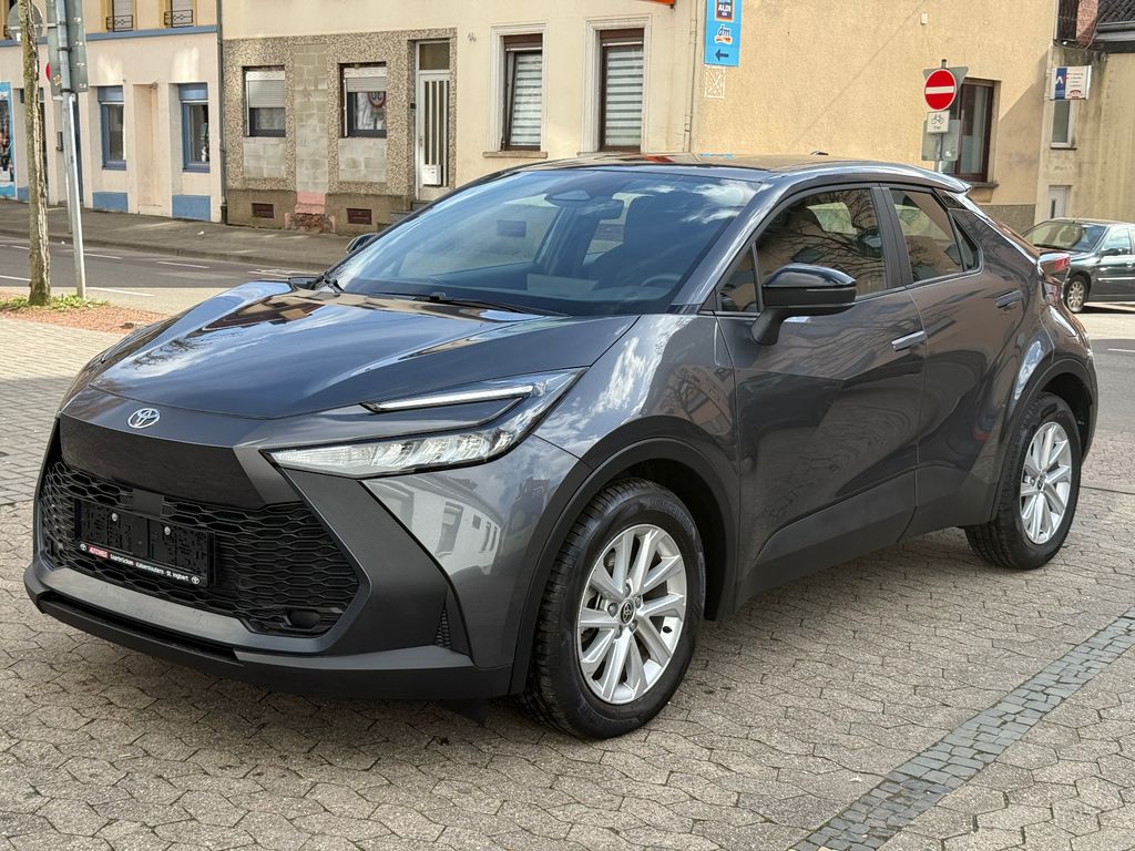 Toyota C-HR 1.8 Hybrid FWD Flow *Kamera/ACC/USB*