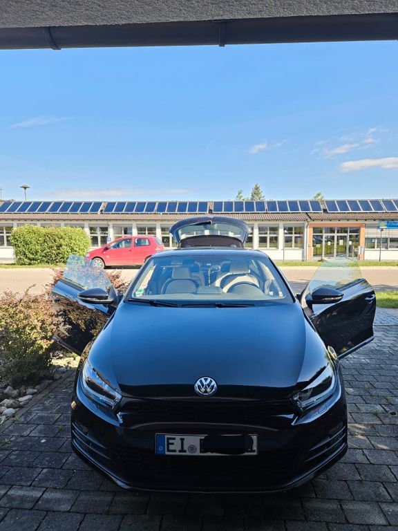 Volkswagen VW Scirocco 1.4 TSI 125 PS - 1. Hand