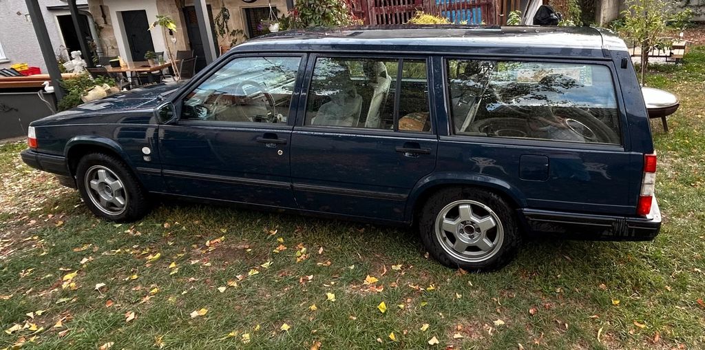 Bild des Angebotes Volvo 940 2.3TI TI TÜV neu