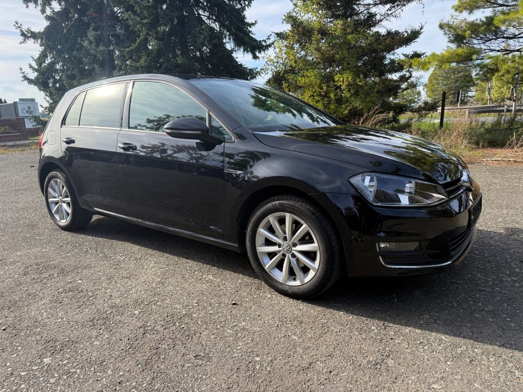 Bild des Angebotes Volkswagen Golf 1.2 TSI 63kW BMT LOUNGE Klimautomatik SHZ