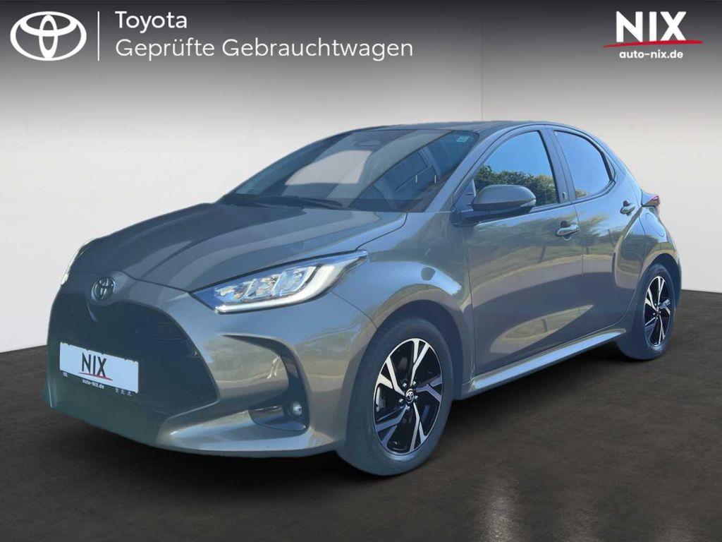 Bild des Angebotes Toyota Yaris 1.5 Hybrid Teamplayer *Comfortpaket*
