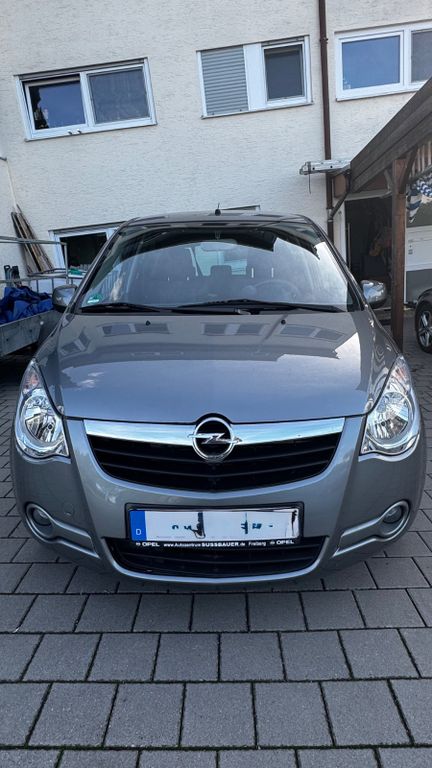 Opel Agila
