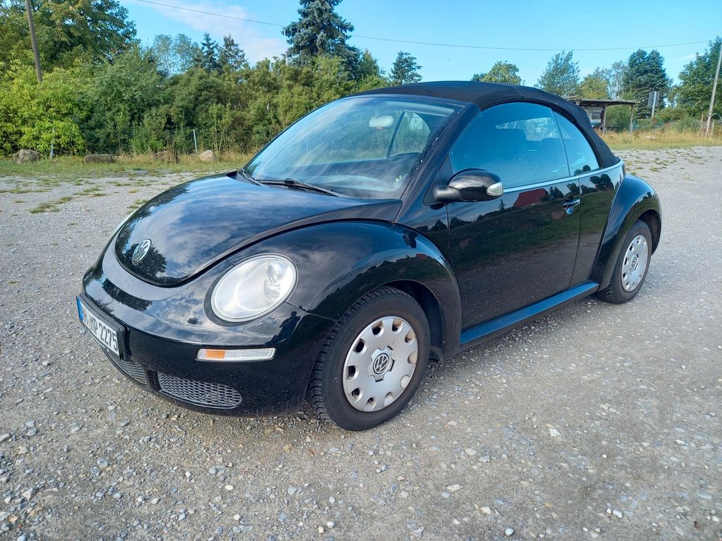 Bild des Angebotes Volkswagen New Beetle 1.6 Cabriolet - schwarz / schwarz
