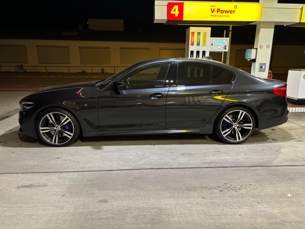 Bild des Angebotes BMW 540i xDrive M-Paket - Garantie- Scheckh.
