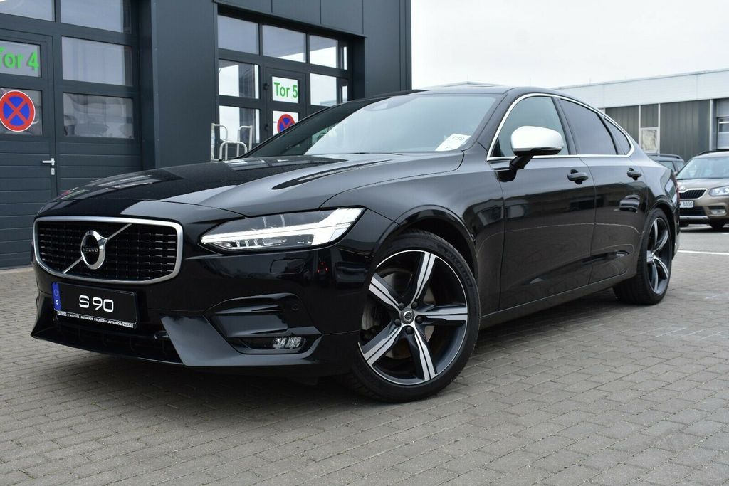 Bild des Angebotes Volvo S90 D5 R-Design AWD Navi*Pano*RFK*HU*MIETKAUF
