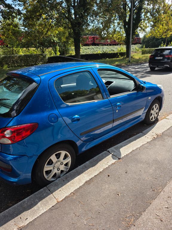 Bild des Angebotes Peugeot 206 1.4 75 -