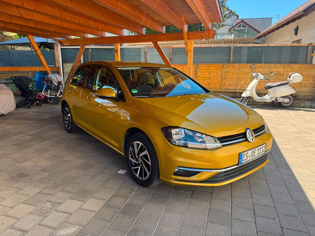 Bild des Angebotes Volkswagen Golf 1.0 TSI Join wenig Kilometer