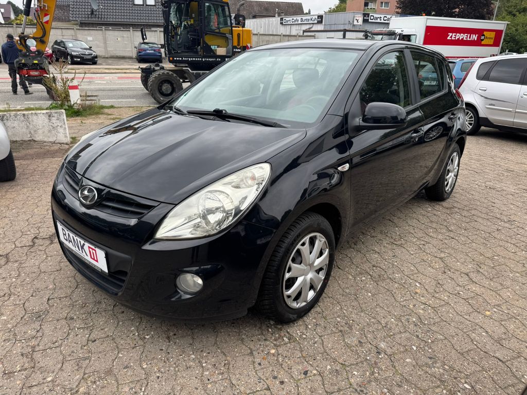 Bild des Angebotes Hyundai i20 Comfort SHZ/Klima/BC/Allwetter/USB