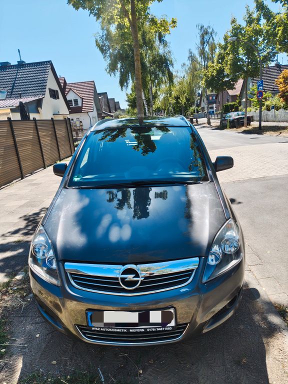 Bild des Angebotes Opel Zafira 1.8 Family Family