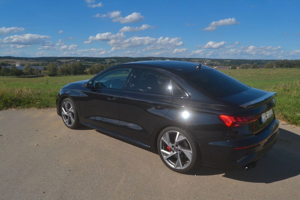Bild des Angebotes Audi S3 TFSI S tronic quattro -