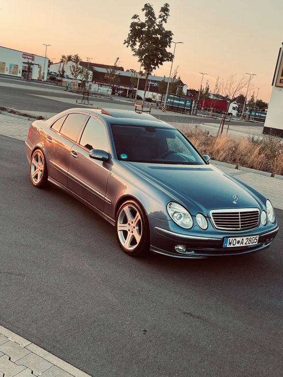 Bild des Angebotes Mercedes-Benz E 240 Avantgarde