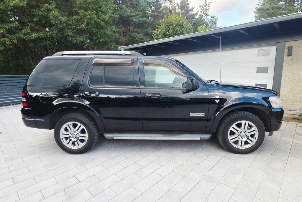 Bild des Angebotes Ford Explorer Limited V8, AHK 3,3 t , Kamera Front+He
