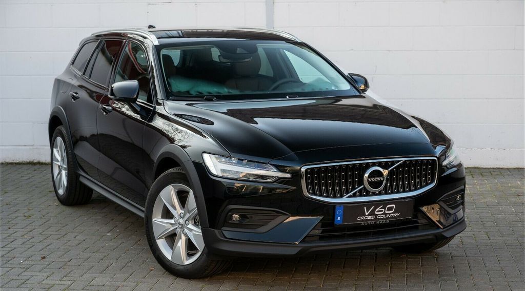 Bild des Angebotes Volvo V60 CC B5 Benzin AWD BLIS Kamera Pilot Assist
