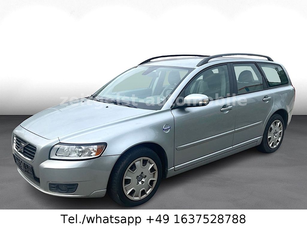 Bild des Angebotes Volvo V50 2.4 D5 Momentum*LEDER*TÜV & Service Neu*