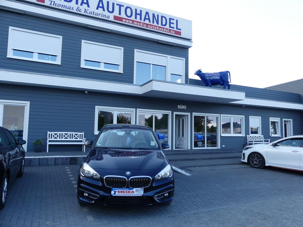 Bild des Angebotes BMW 220 2 Active Tourer 220 i"LUXURY"1.HAND"