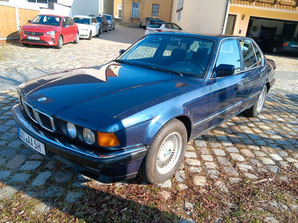 BMW 740 V8 Oldtimer mit gültigem TÜV E32