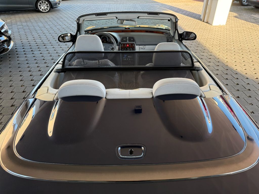 Bild des Angebotes Mercedes-Benz CLK 230 K ELEGANCE final edition Auto.Cabrio