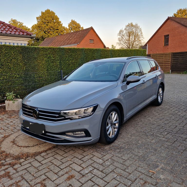 Bild des Angebotes Volkswagen Passat 2.0 TDI SCR DSG Business Business