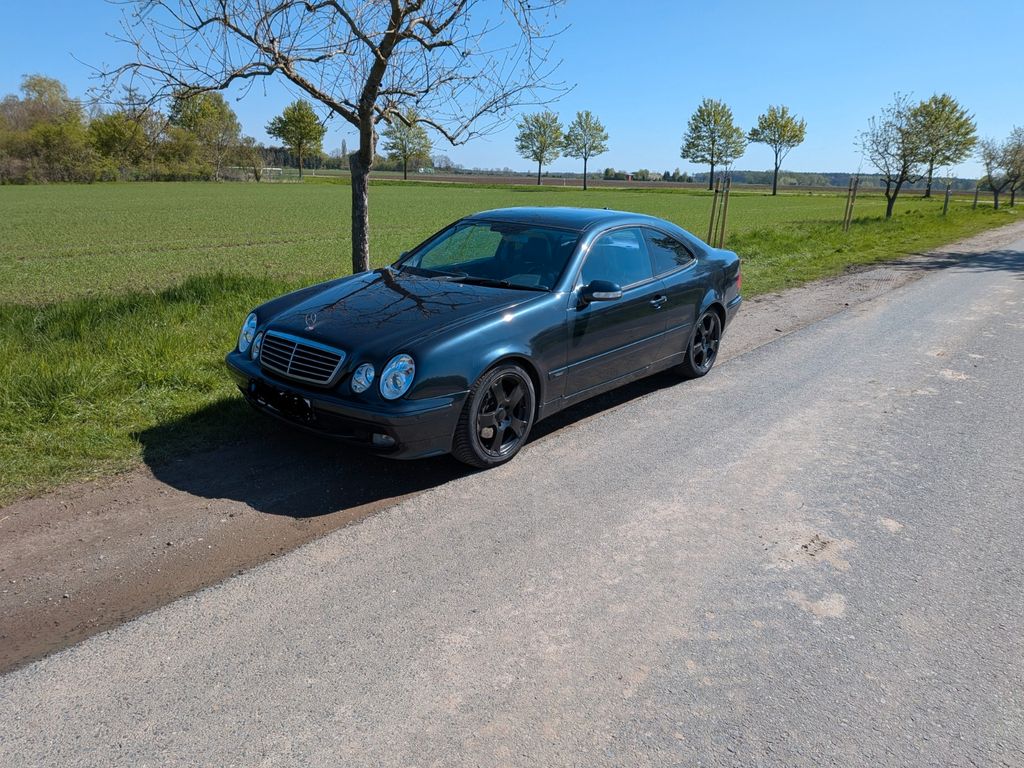 Bild des Angebotes Mercedes-Benz CLK 320 AVANTGARDE