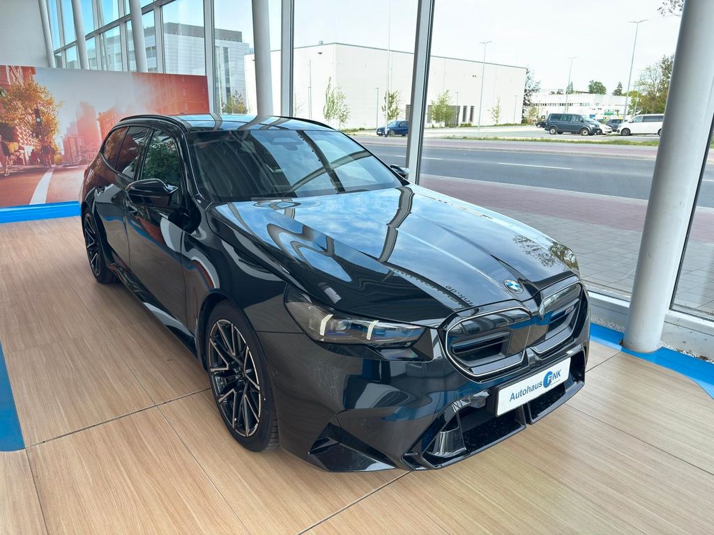 Bild des Angebotes BMW M5 xDrive Competition Touring über 156.000 NP!