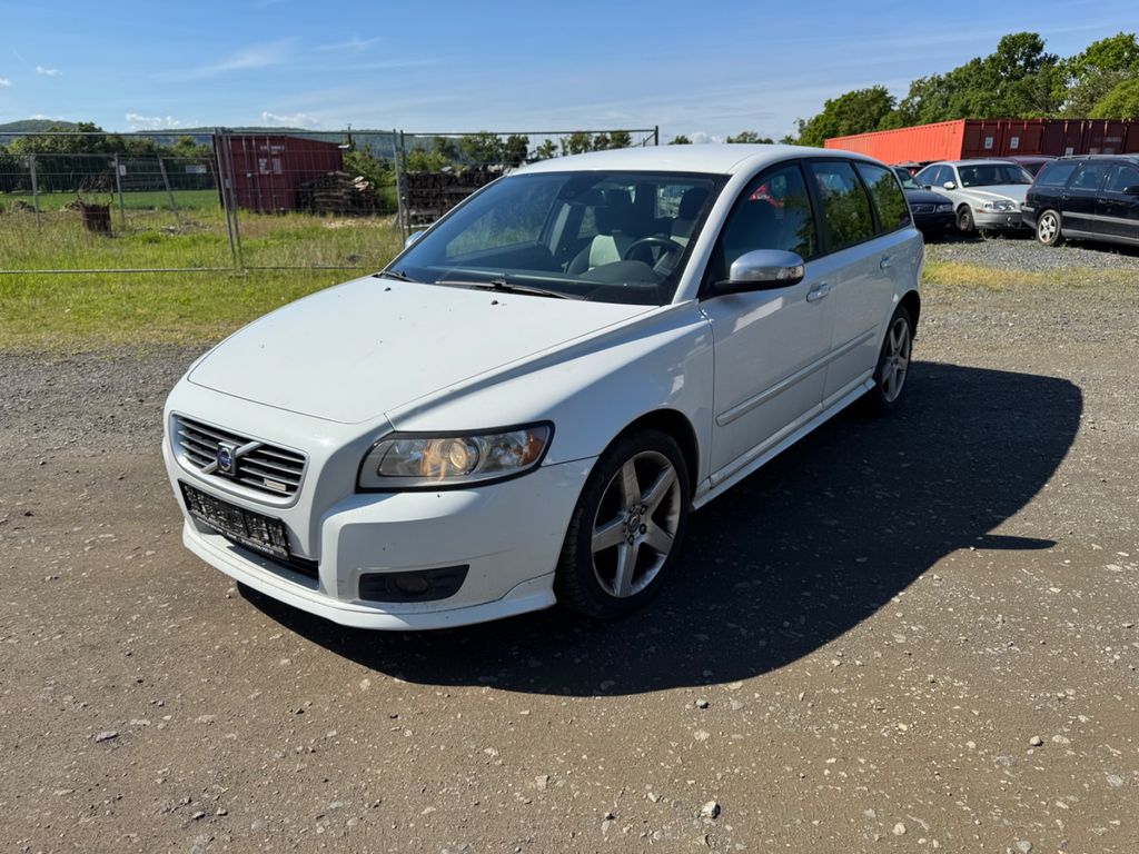 Bild des Angebotes Volvo V50 D2 R-Design, Leder, Service neu
