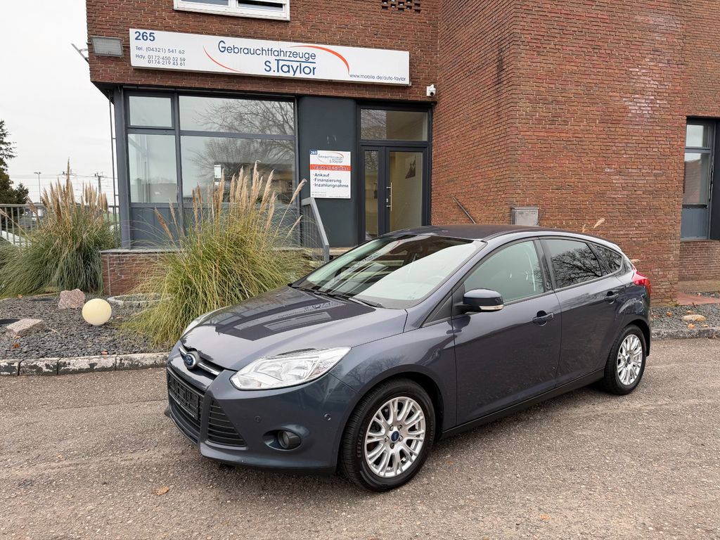 Bild des Angebotes Ford Focus Lim. Champions Edition