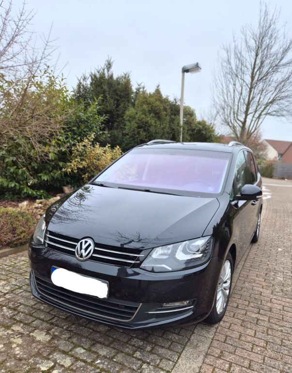Bild des Angebotes Volkswagen Sharan 2.0 TDI DSG Highline gepflegt