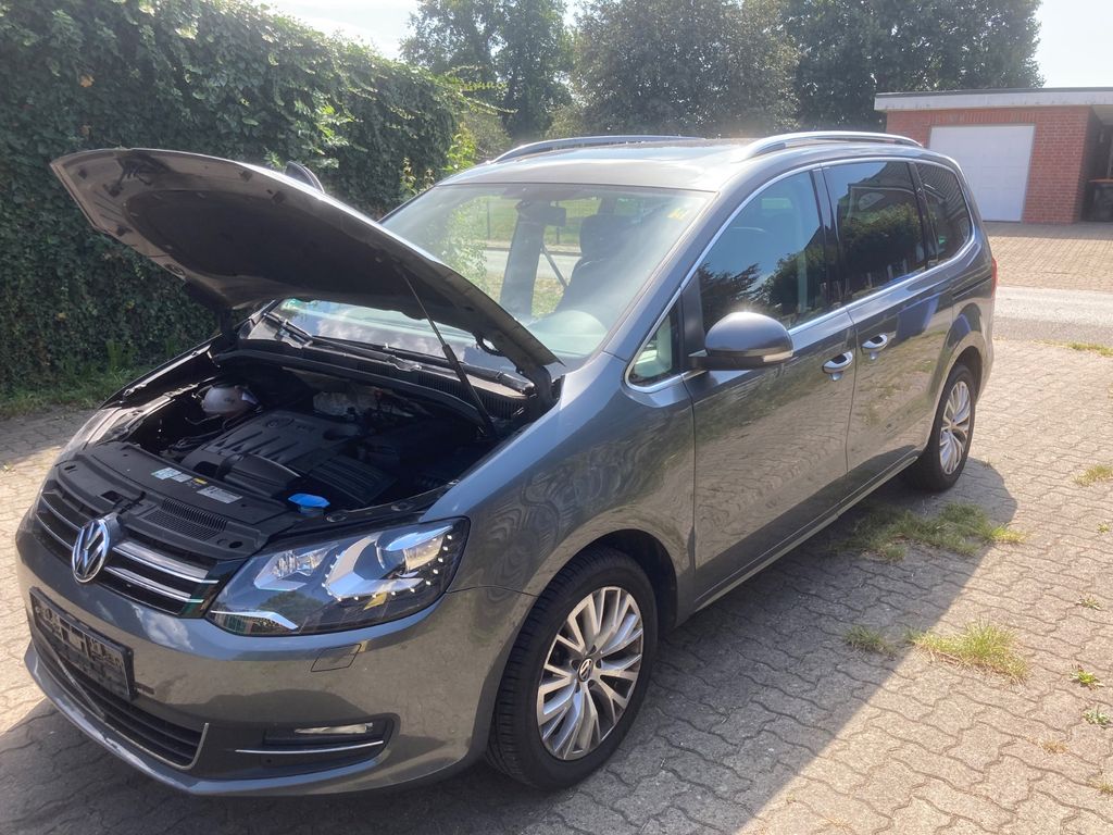 Bild des Angebotes Volkswagen Sharan 2.0 TDI 4MOT BMotion Tech Highline Hi...