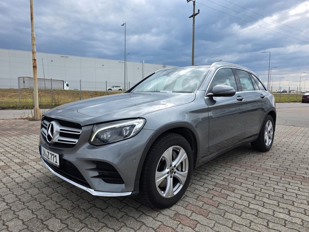 Bild des Angebotes Mercedes-Benz GLC 350 d 4MATIC AMG Autom. 9 Gang. Panorama
