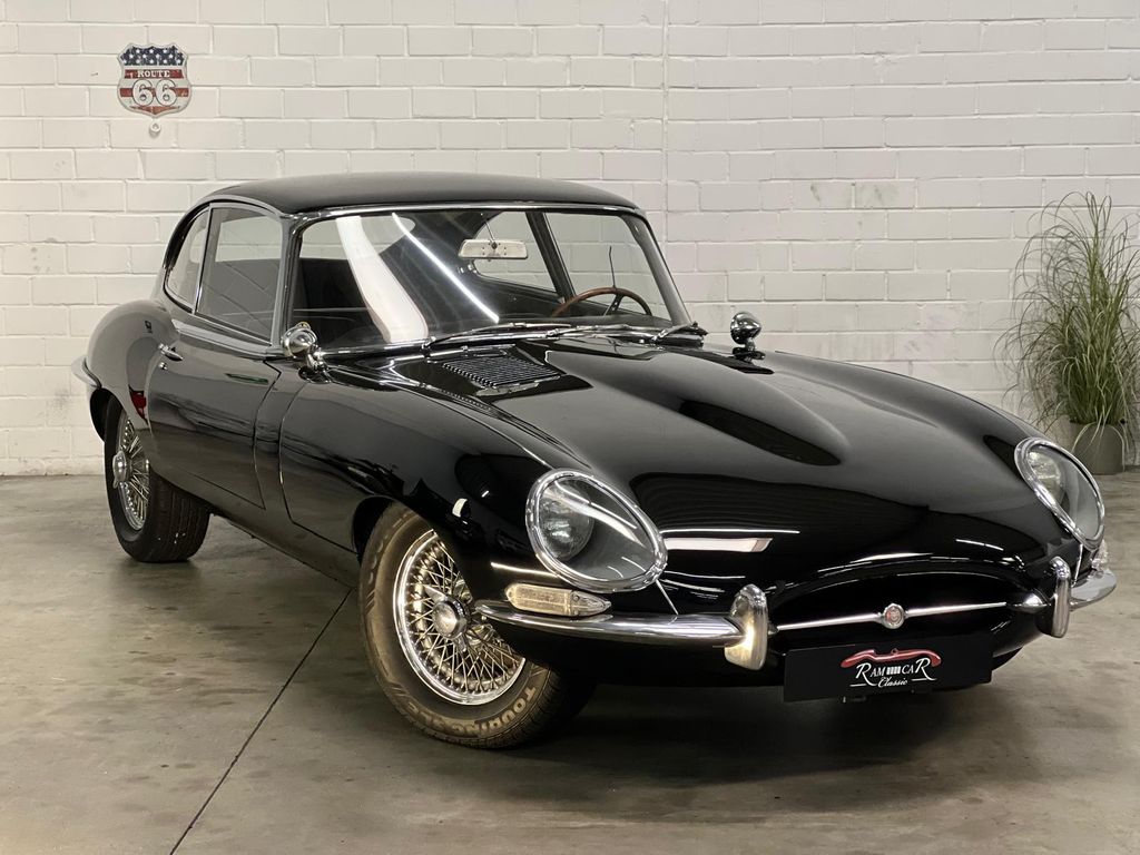 Bild des Angebotes Jaguar E-Type Serie 1 4.2 Coupe 2+2 "matching numbers"