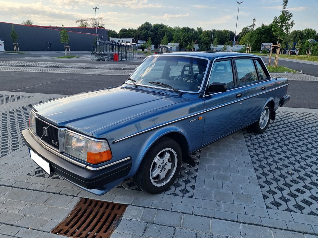 Bild des Angebotes Volvo 240