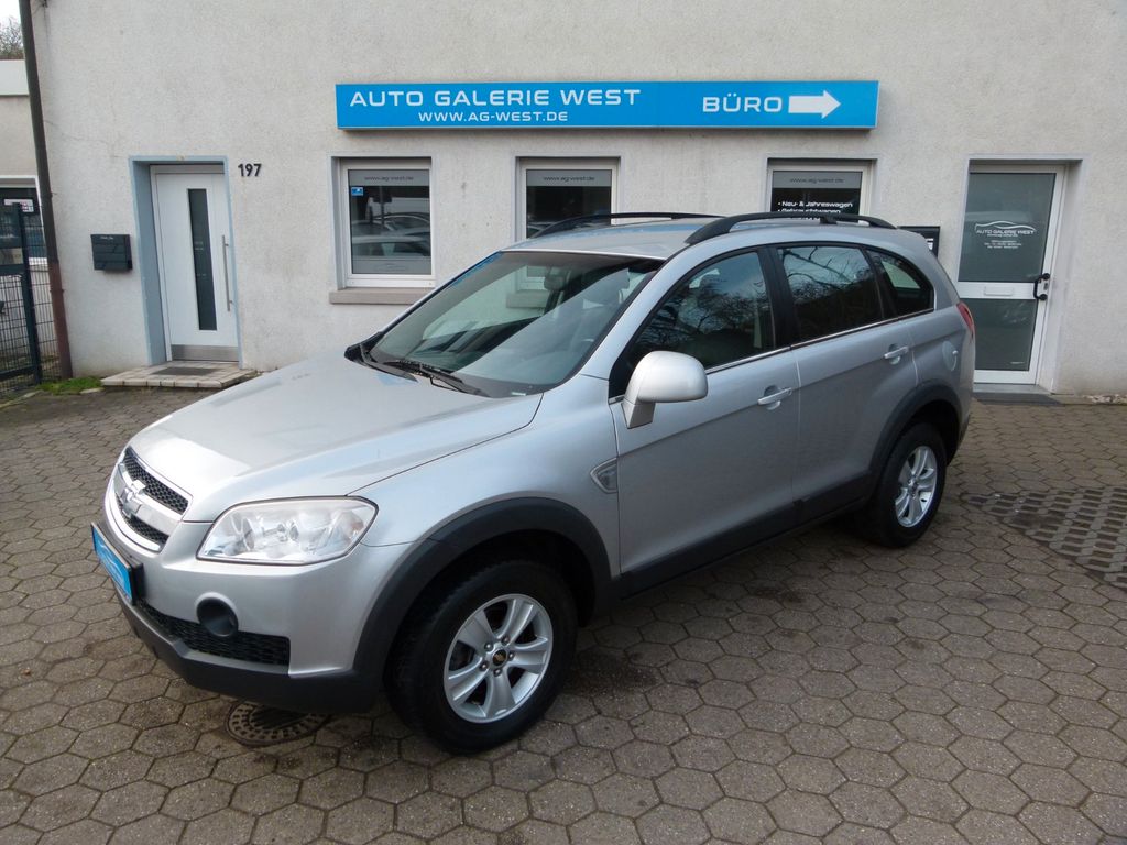 Bild des Angebotes Chevrolet Captiva 2.4 LS 2WD*2.Hand*Teilleder*PDC*