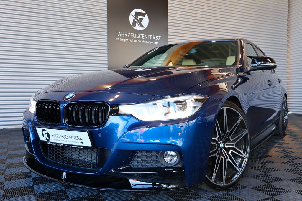 Bild des Angebotes BMW 330i xDrive M-PERFORMANCE/CARPLAY/HIFI/LED/RFK