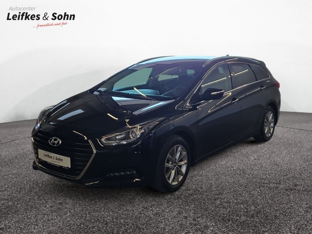 Bild des Angebotes Hyundai i40 Kombi blue 1.6 Trend