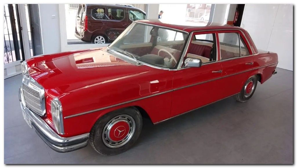 Bild des Angebotes Mercedes-Benz 230