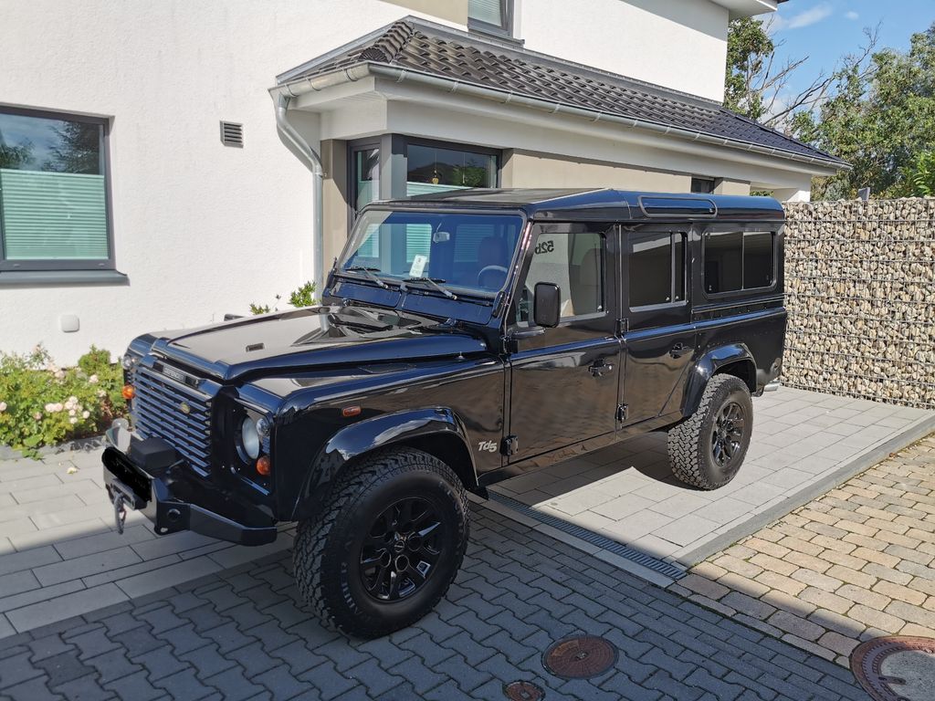 Bild des Angebotes Land Rover Defender 110 Td5, TÜV neu, Seilwinde, Offroad