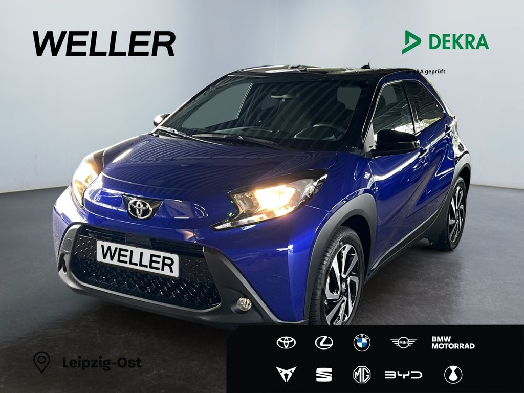 Bild des Angebotes Toyota Aygo X Teamplayer *ACC*CarPlay*CAM*SHZ*Bi-Tone*