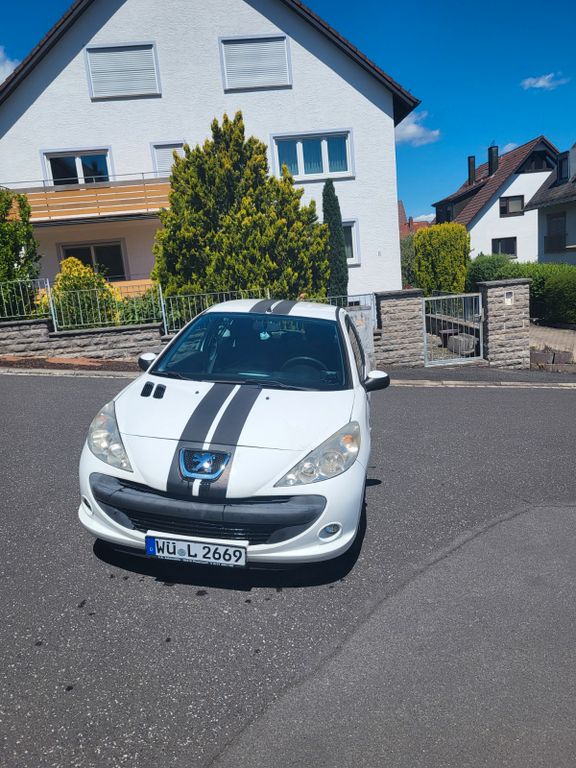 Bild des Angebotes Peugeot 206+ Gebraucht, perfekt für Fahranfänger
