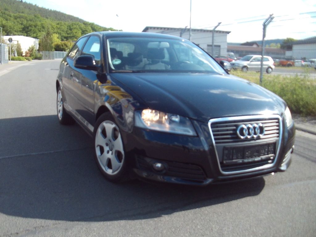 Bild des Angebotes Audi A3 1.6 Ambition Sportback