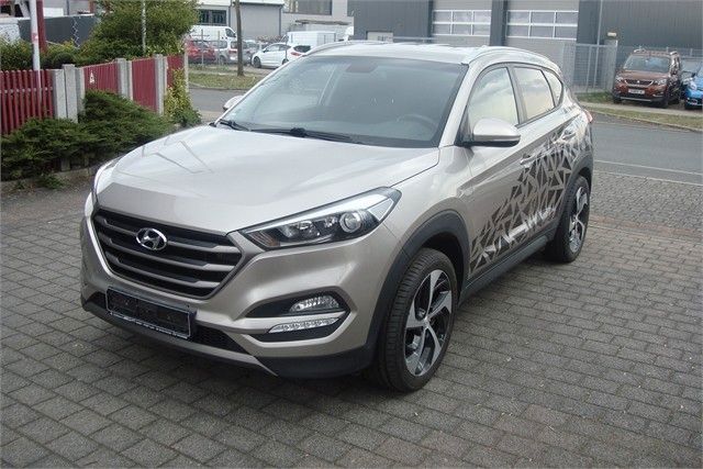 Bild des Angebotes Hyundai Tucson 2.0 CRDi *4x4 - Klimaaut. - 8x Alu - Ahk*