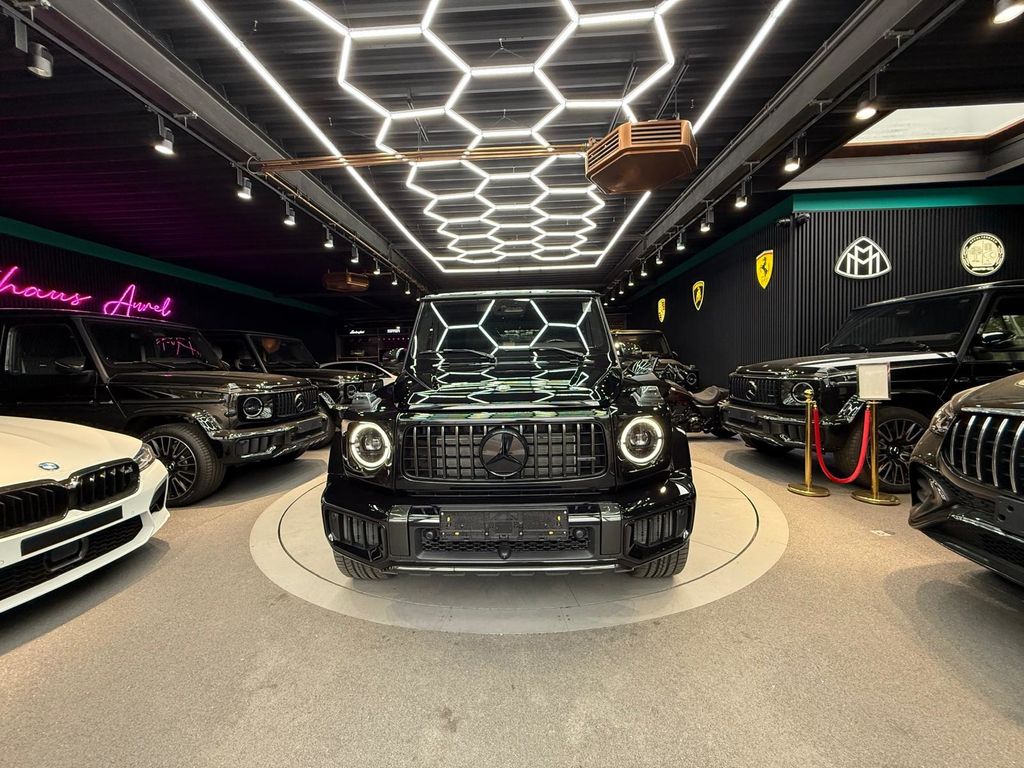 Bild des Angebotes Mercedes-Benz G 63 AMG *PROD 26*2XCARBON*A22*TV*KEY*BUR*MASSAG